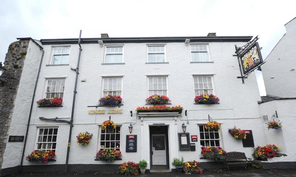 Kings Arms Hotel Holme  Eksteriør billede