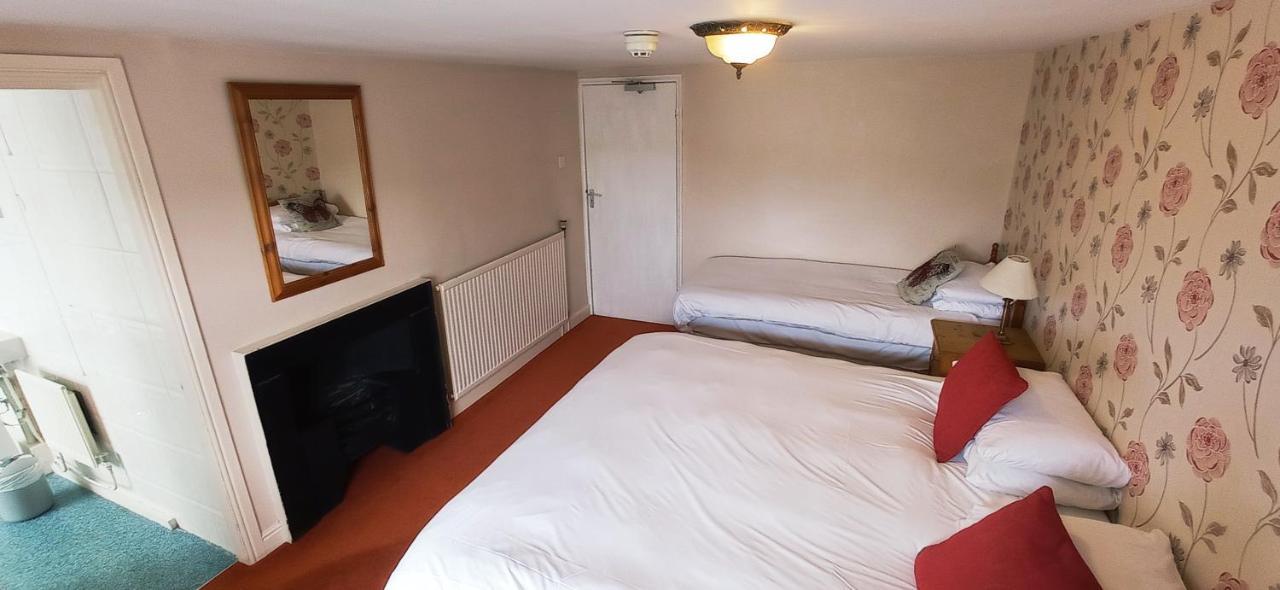 Kings Arms Hotel Holme  Eksteriør billede